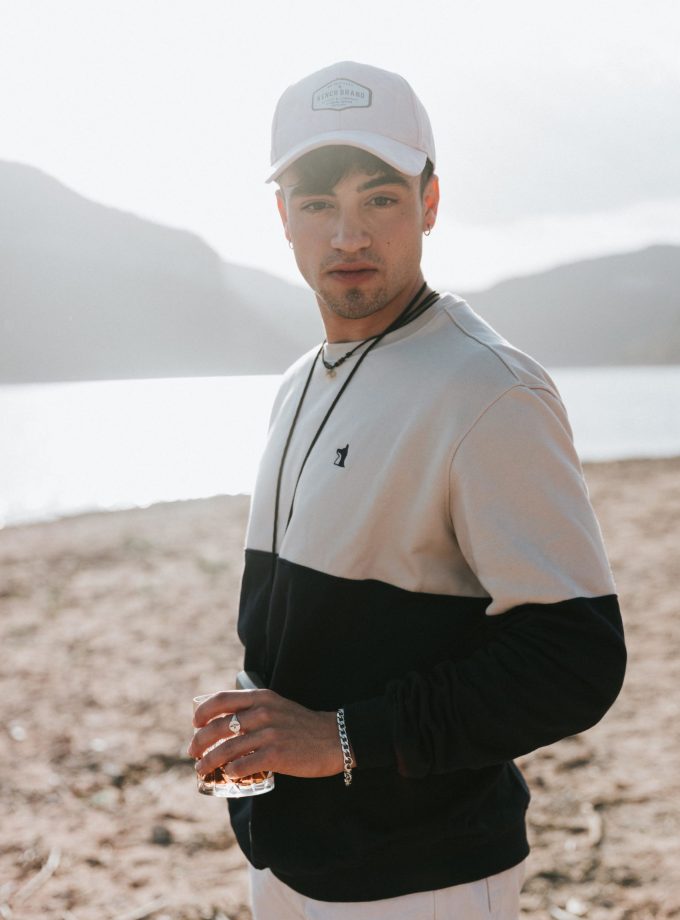 Navy&Sand Tru Sweatshirt